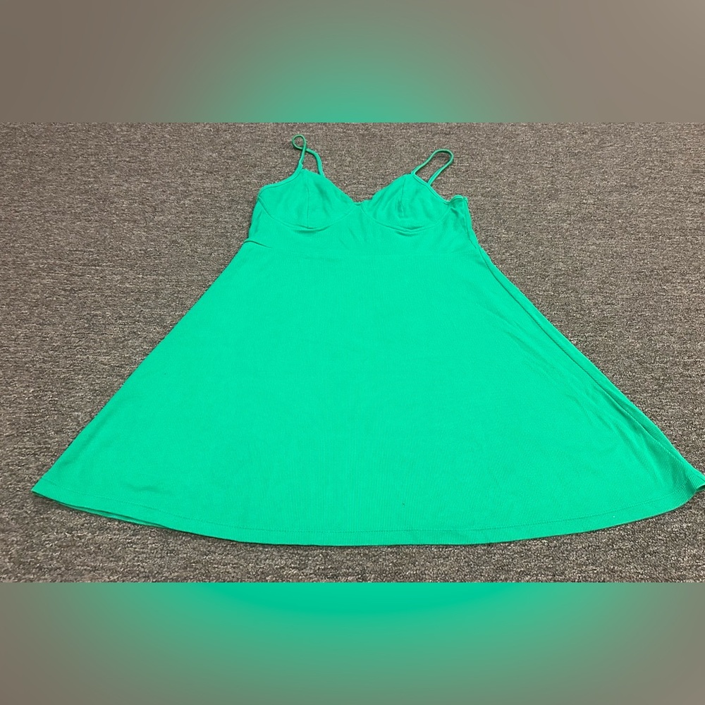 EUC! Wild Fable L Vibrant Green Sleeveless ribbed spaghetti strap Dress